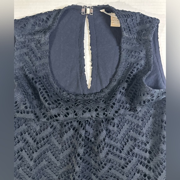 Banana Republic Sleeveless Top True Navy Double Layer Lace Clasp Neck Closure L - Picture 6 of 7